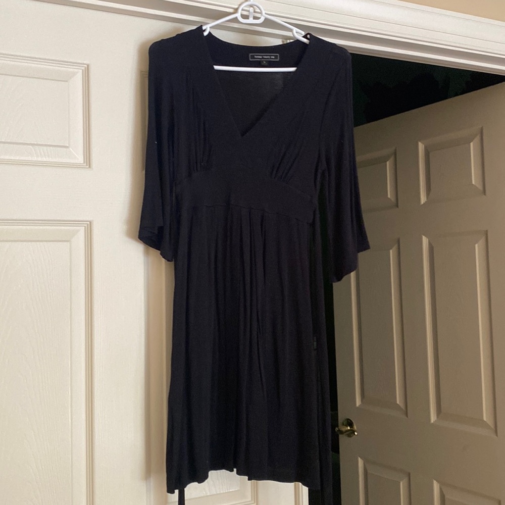 Black dress with big sleeves